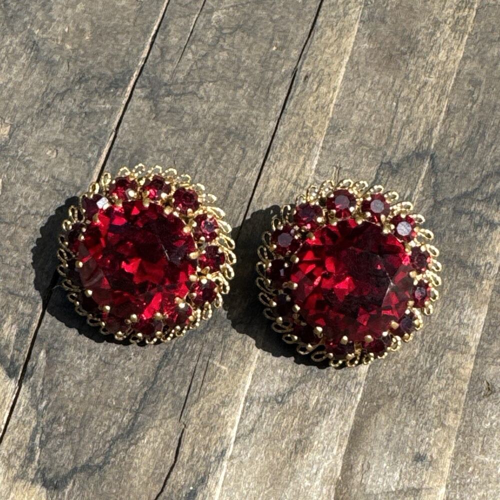 Vintage Huge Red Rhinestone Made in Austria Clip-on Earrings Gold tone